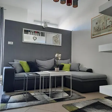 Apartment Gs Centar Gospić Exterior foto